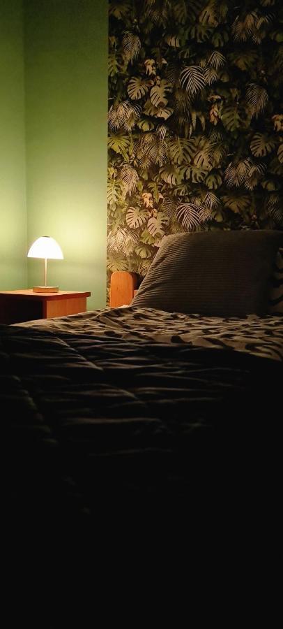 佐洛卡罗斯Hillside Garden Apartman公寓 外观 照片